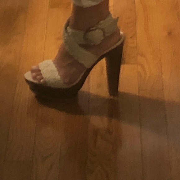 🔥 NWOB Jessica Simpson White platform sandals 🔥 - Picture 5 of 5